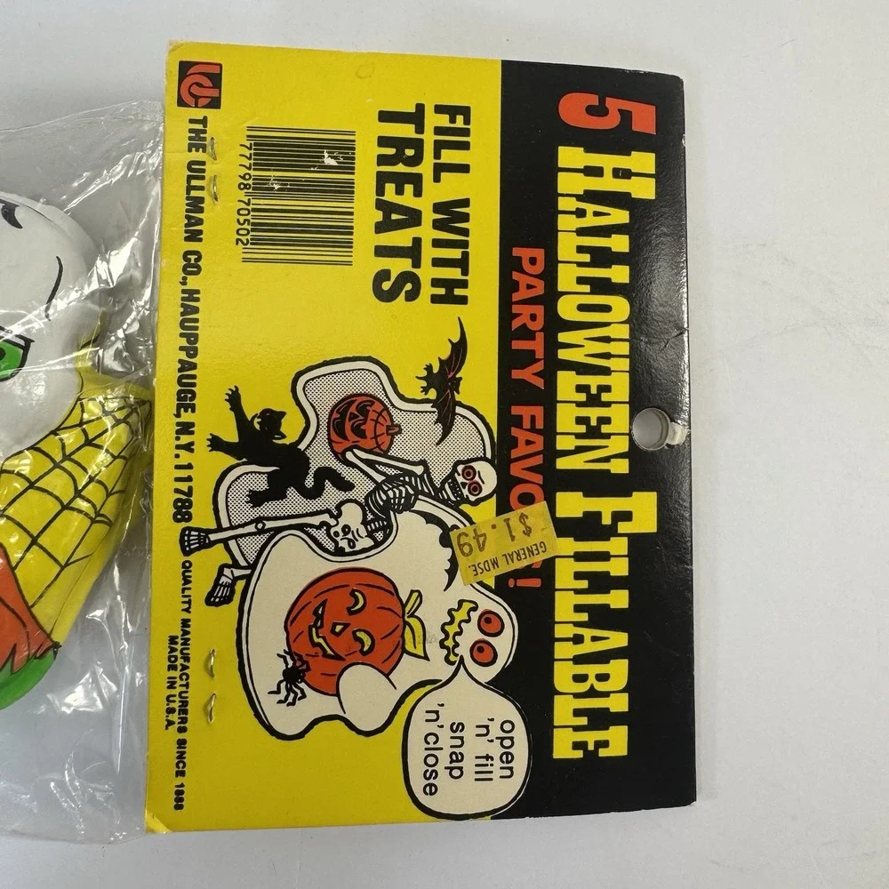 VINTAGE Ullman Co. Halloween Fillable Plastic Party Favors Ghost Skeleton‎